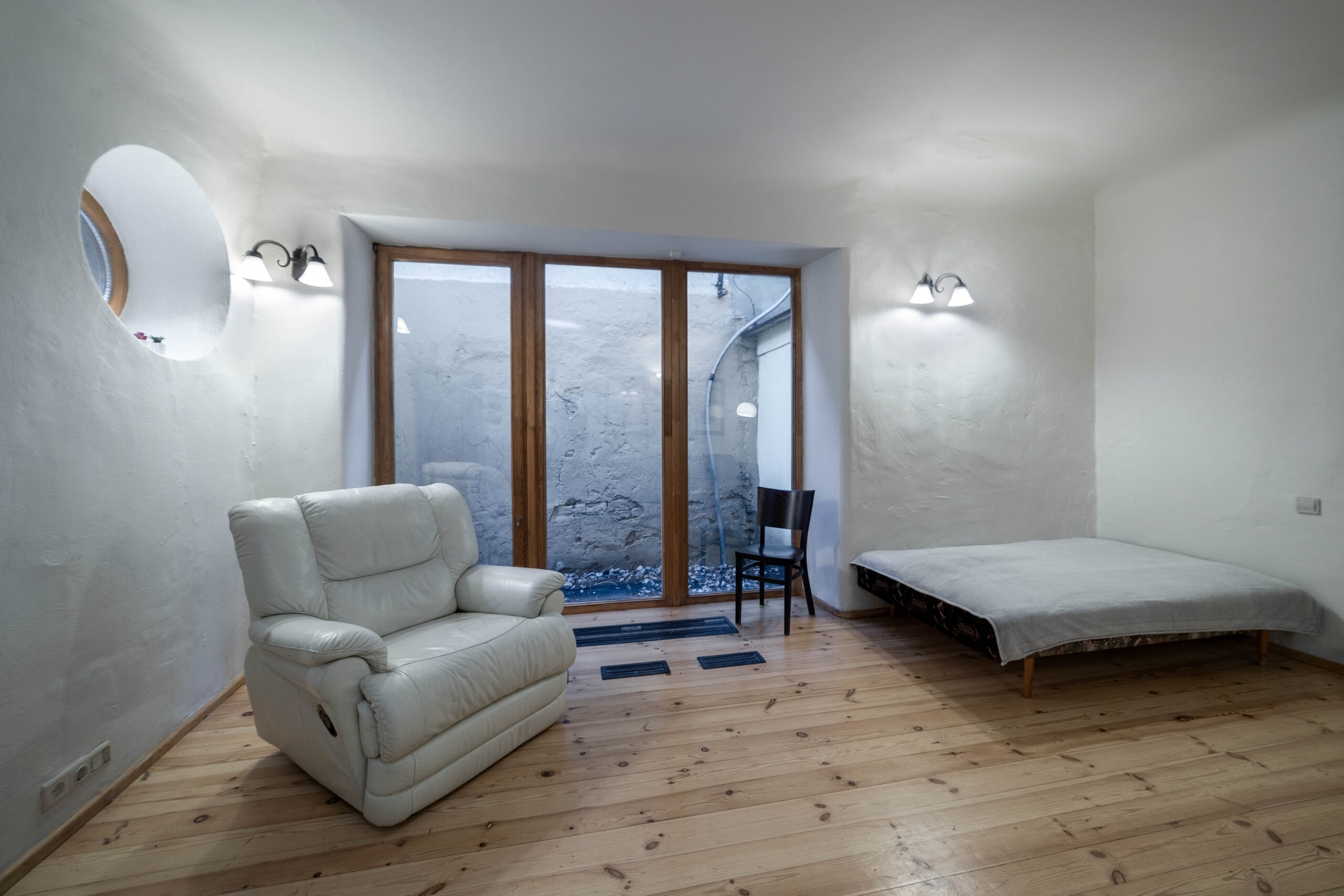 Grecinieku 5 · 3BR+living room · Verified Student Apartment - Image 21