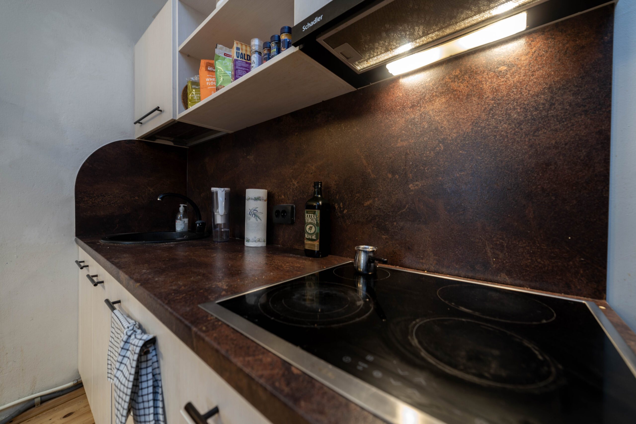 Grecinieku 5 · 3BR+living room · Verified Student Apartment - Image 5