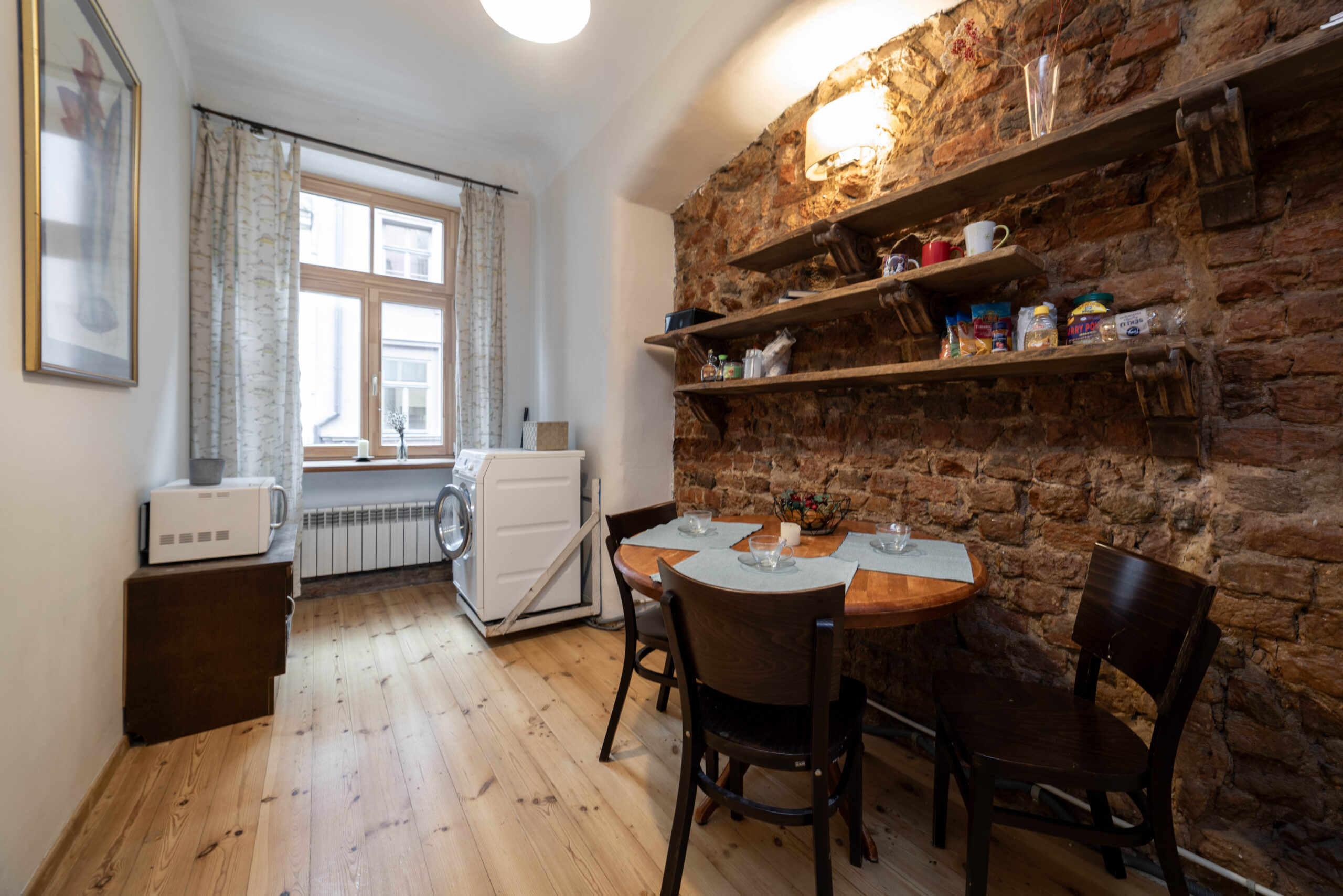 Grecinieku 5 · 3BR+living room · Verified Student Apartment - Image 4