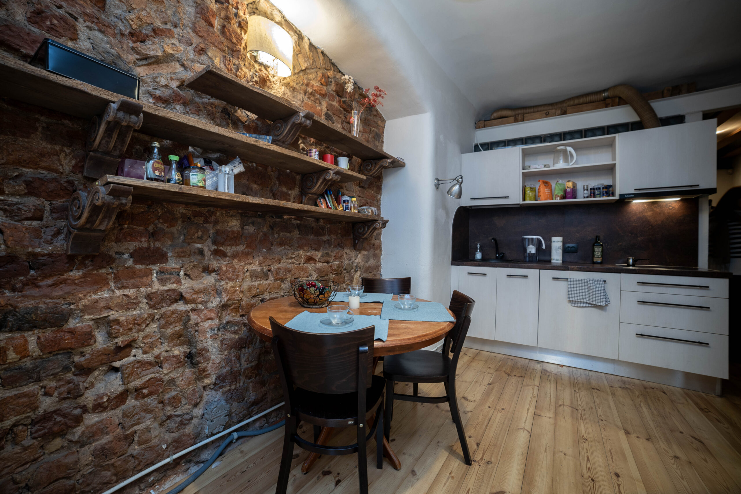Grecinieku 5 · 3BR+living room · Verified Student Apartment - Image 3