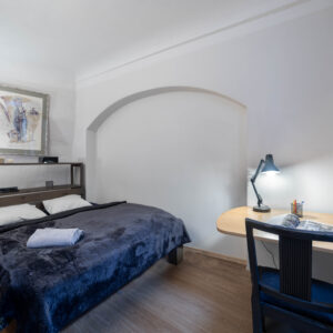 Grecinieku 5 · 3BR+living room · Verified Student Apartment